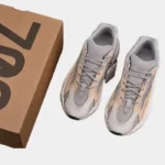 Adidas Yeezy Boost 700 V2 Cream GY7924 (2)