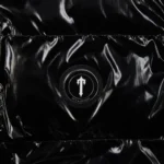 Chaqueta Acolchada Trapstar Shiny Irongate Negra 1.webp