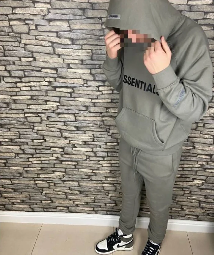 Fear Of God Essential Tracksuit Gray.webp