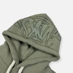 Sudadera Con Capucha Synaworld ‘Syna Logo Salvia 1.webp